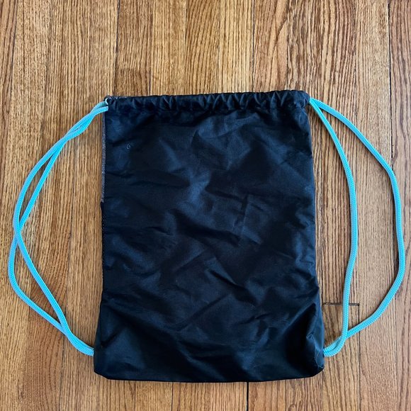 Adidas Drawstring Backpack - Picture 2 of 3